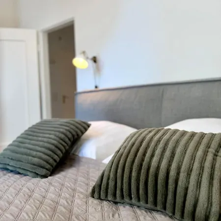Apartman Cozy # Nah An Duesseldorf Und Koeln # Neu # 50qm